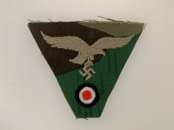 Luftwaffe camouflage enlisted man's combined M1943 trapezoid cap insignia