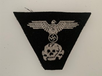 Waffen S.S. Panzer enlisted man's combined M1943 trapezoid cap insignia