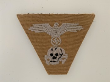 Waffen S.S. tropical enlisted man's combined M1943 trapezoid cap insignia