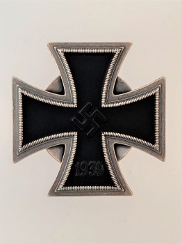 1939 Iron Cross 1st Class Screwback