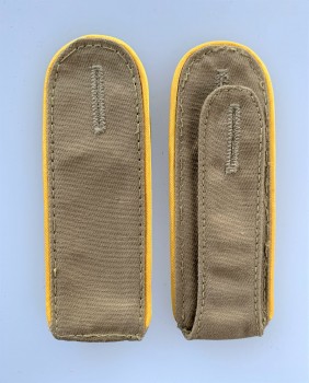 Luftwaffe Afrika Korps enlisted man's shoulder boards Luftwaffe Afrika Korps enlisted man's shoulder boards