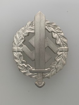 S.A.  Sports Badge in  Silver