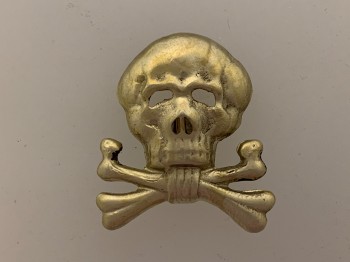 Brunswick Tradition metal cap skull