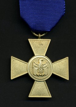 German Federal Republic  Armed Forces  25year long service cross (1957 pattern).