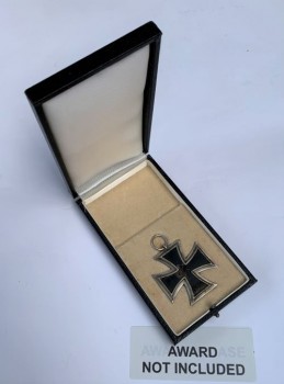 Presentation case for the Iron Cross 2nd Class Ribbon cross.