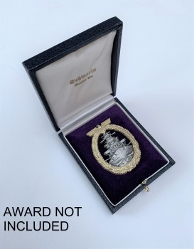 Kriegsmarine award  presentation case. For SCHWERIN badges