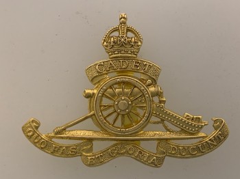 Royal Artillery Cadet brass cap badge
