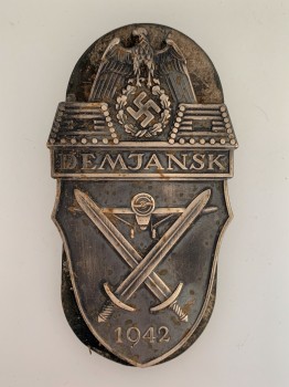 Demjansk Battle Shield .EXCEPTIONAL AGED FINISH.