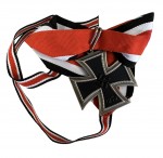 1939 Knights Cross of The Iron Cross - 3 piece construction.